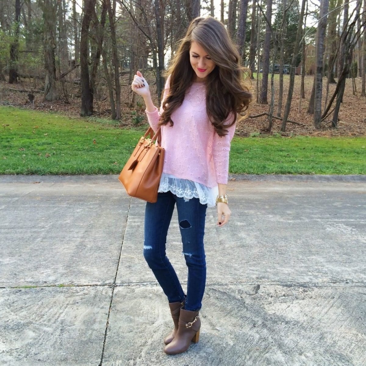 Джинсы мом с туфлями