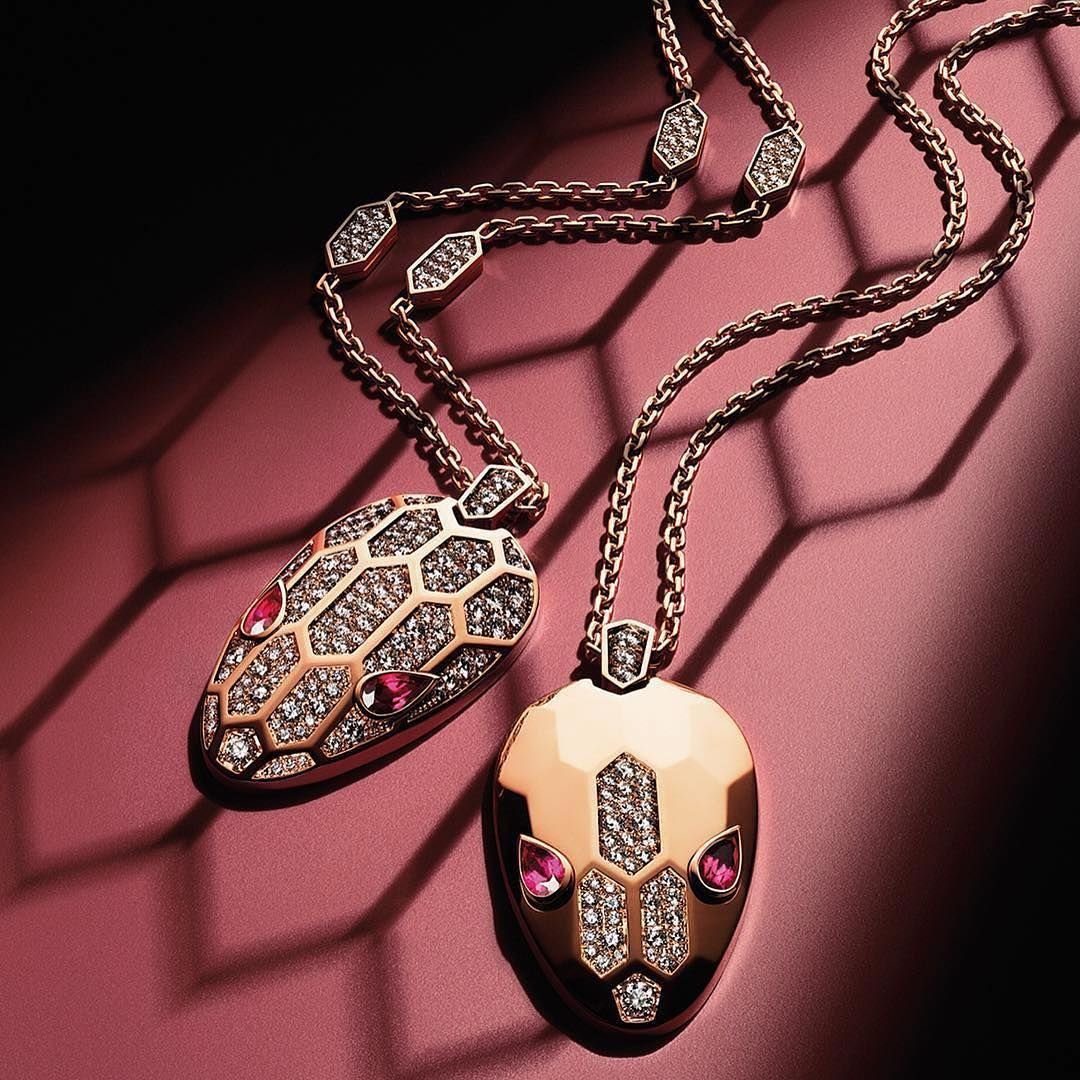 Bvlgari Serpenti колье змея