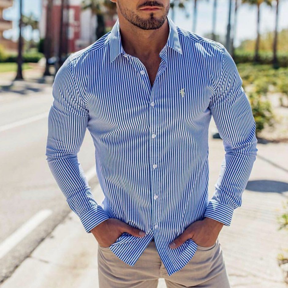 Элегантный мужчина в рубашке