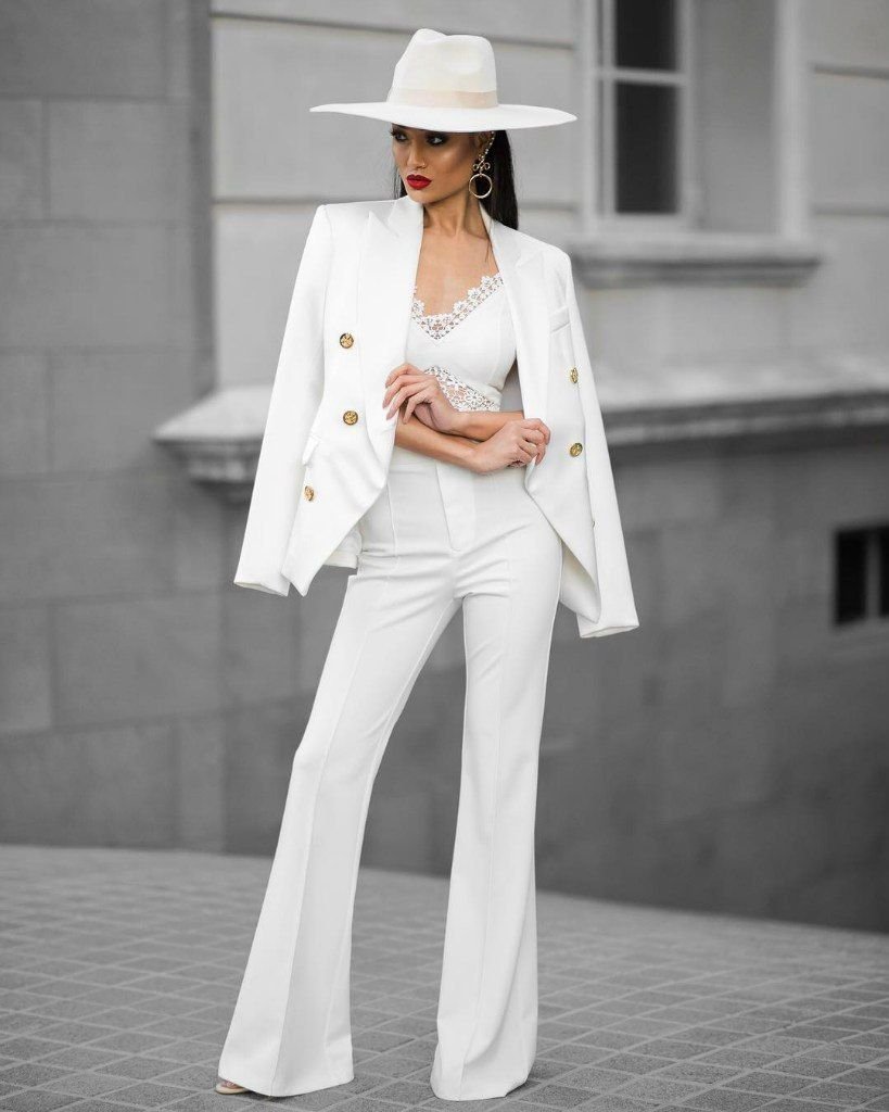 Свадебный образ невесты в комбинезоне