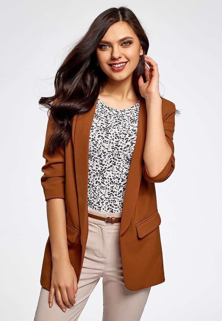 Стильные образы с пиджаком в клетку