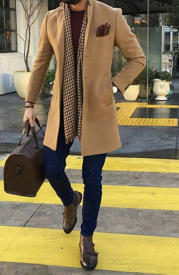 Пальто горчичного цвета мужское