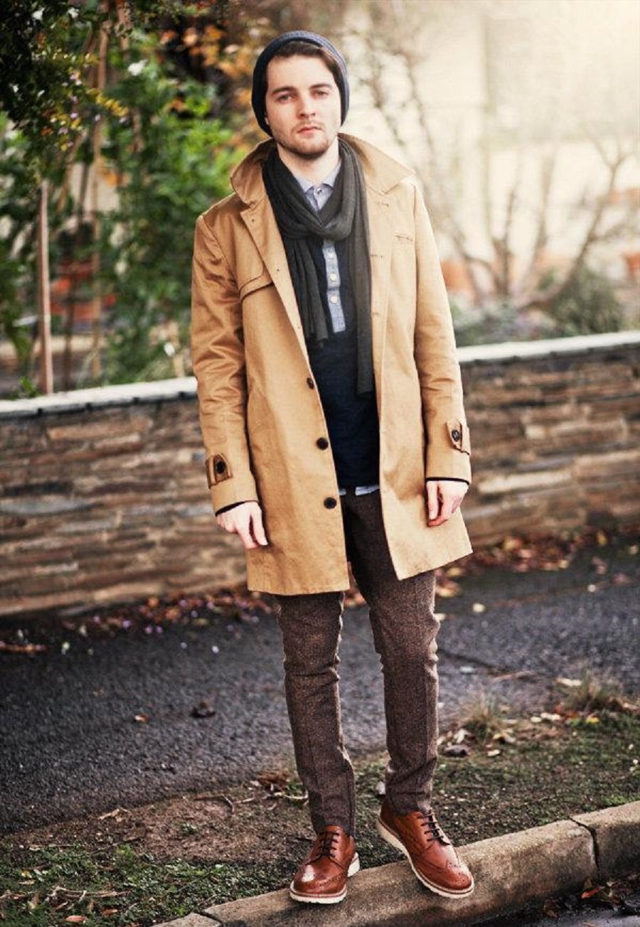 Коричневое пальто мужское