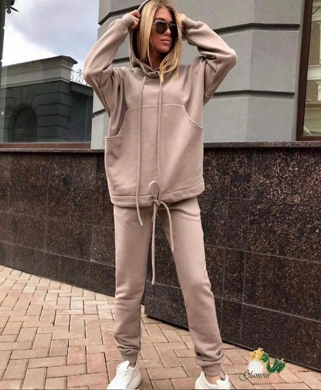 Костюм из футера женский