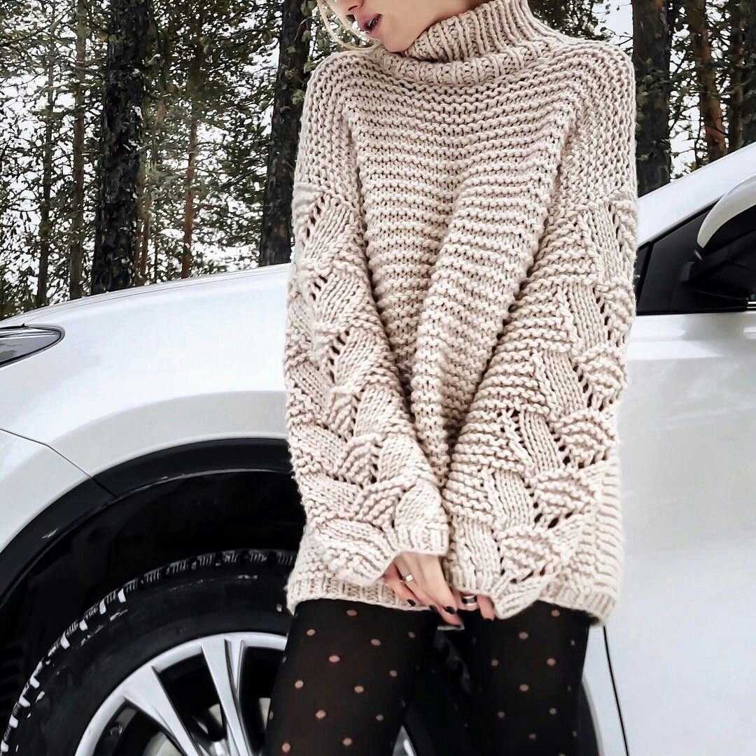 Свитер объемной вязки спицами