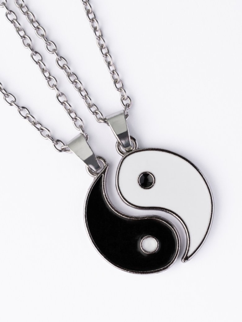 Кулон Инь Ян в бриллиантах