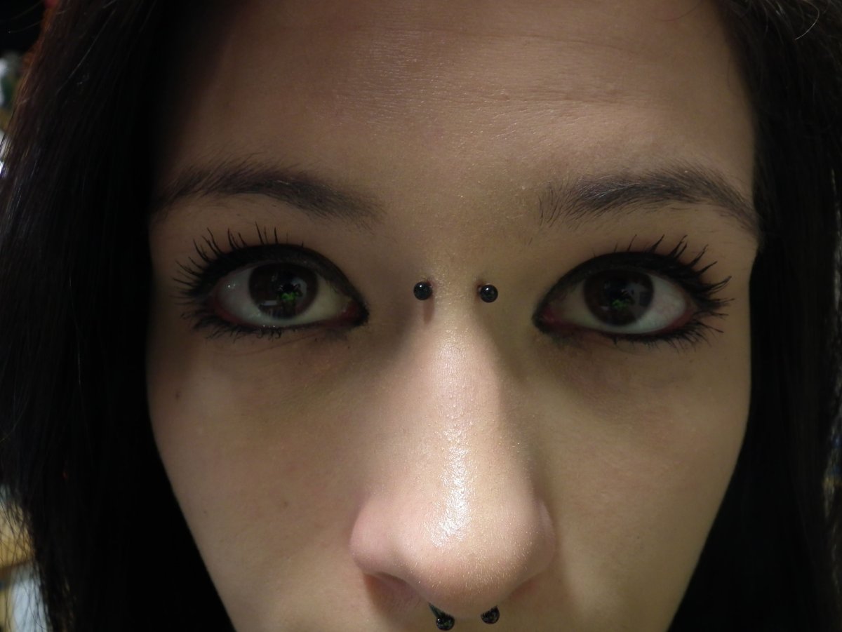 Брови тренд 2022