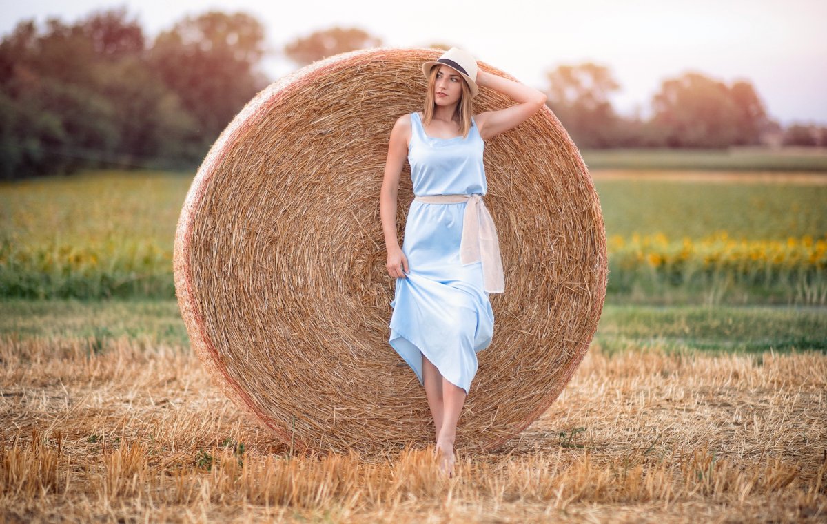 Фотосессия на сене