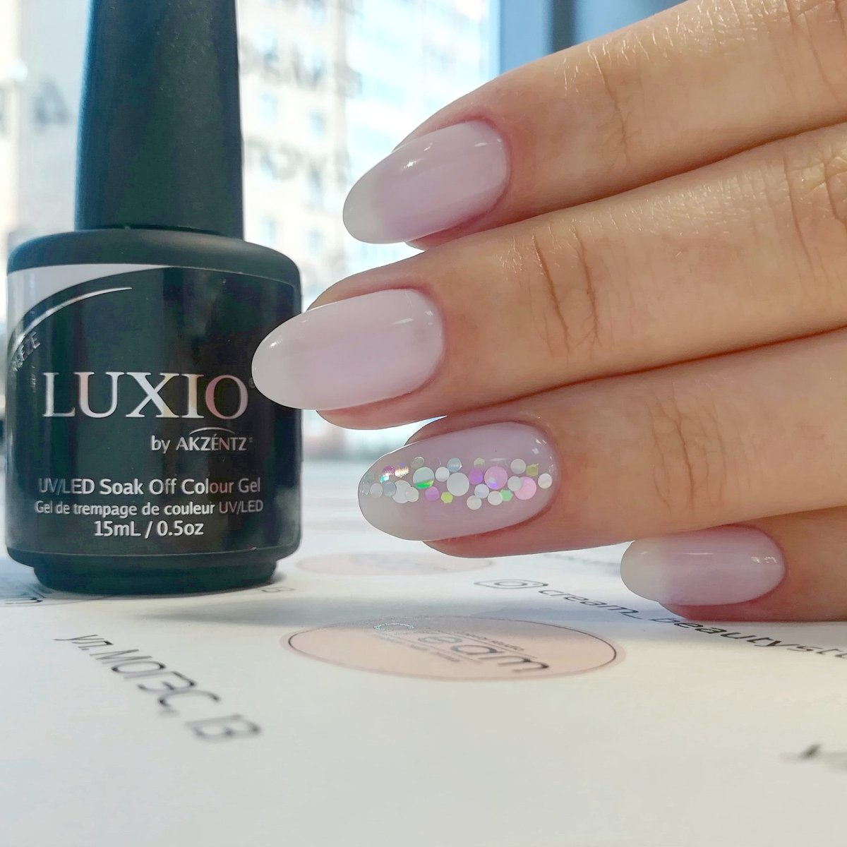 Нужны модели на маникюр