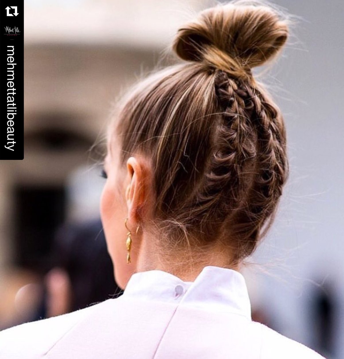 Прическа хвост на бок