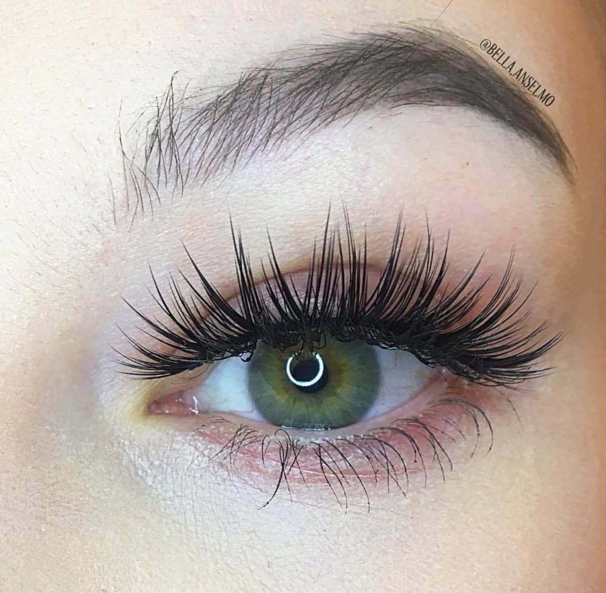 Ресницы 2д эффект маскара