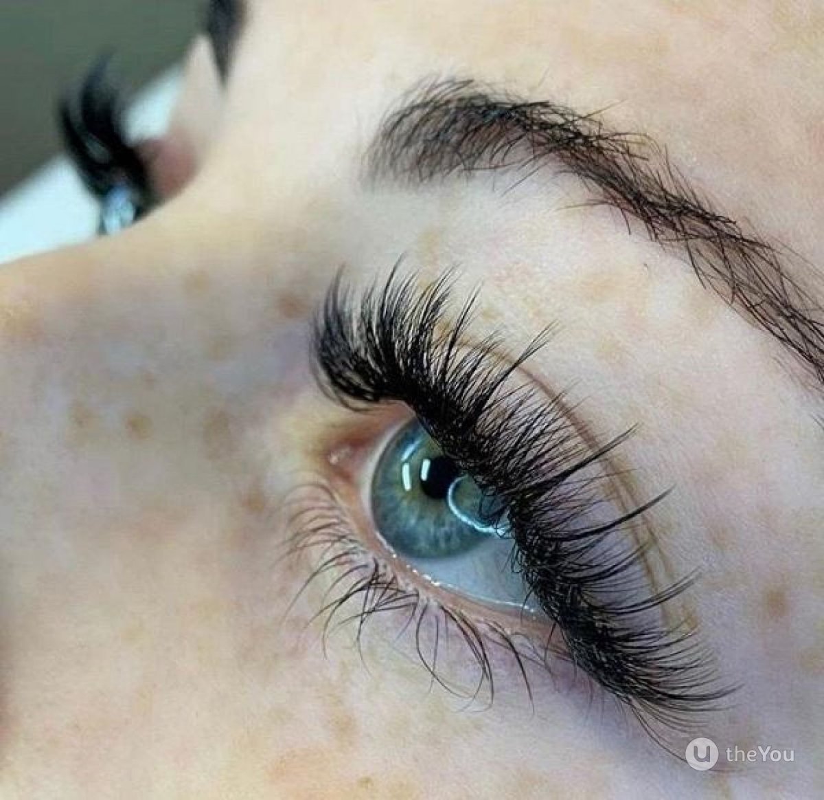 Ресницы классика эффект Ким Кардашян