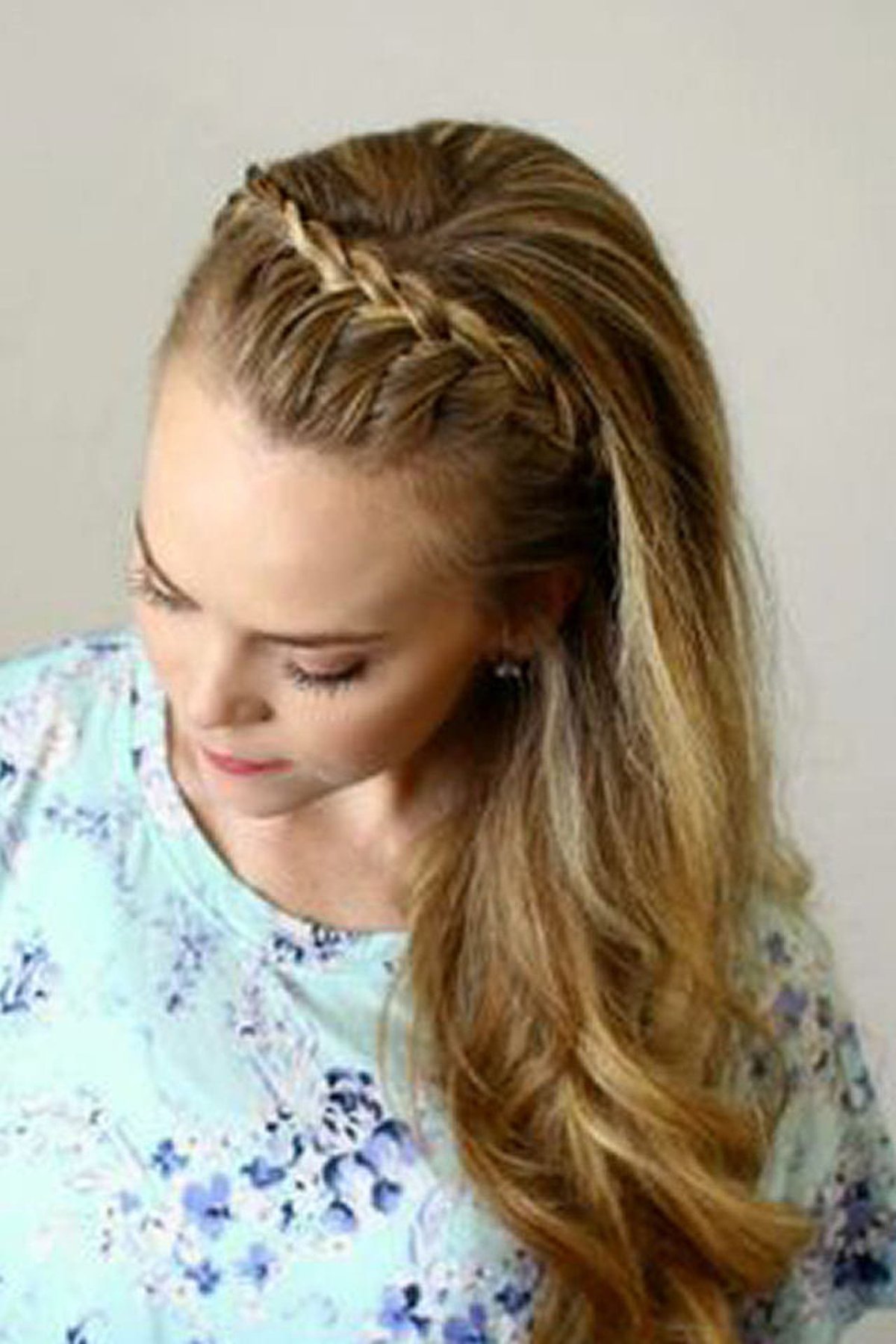 Ободок из волос прическа