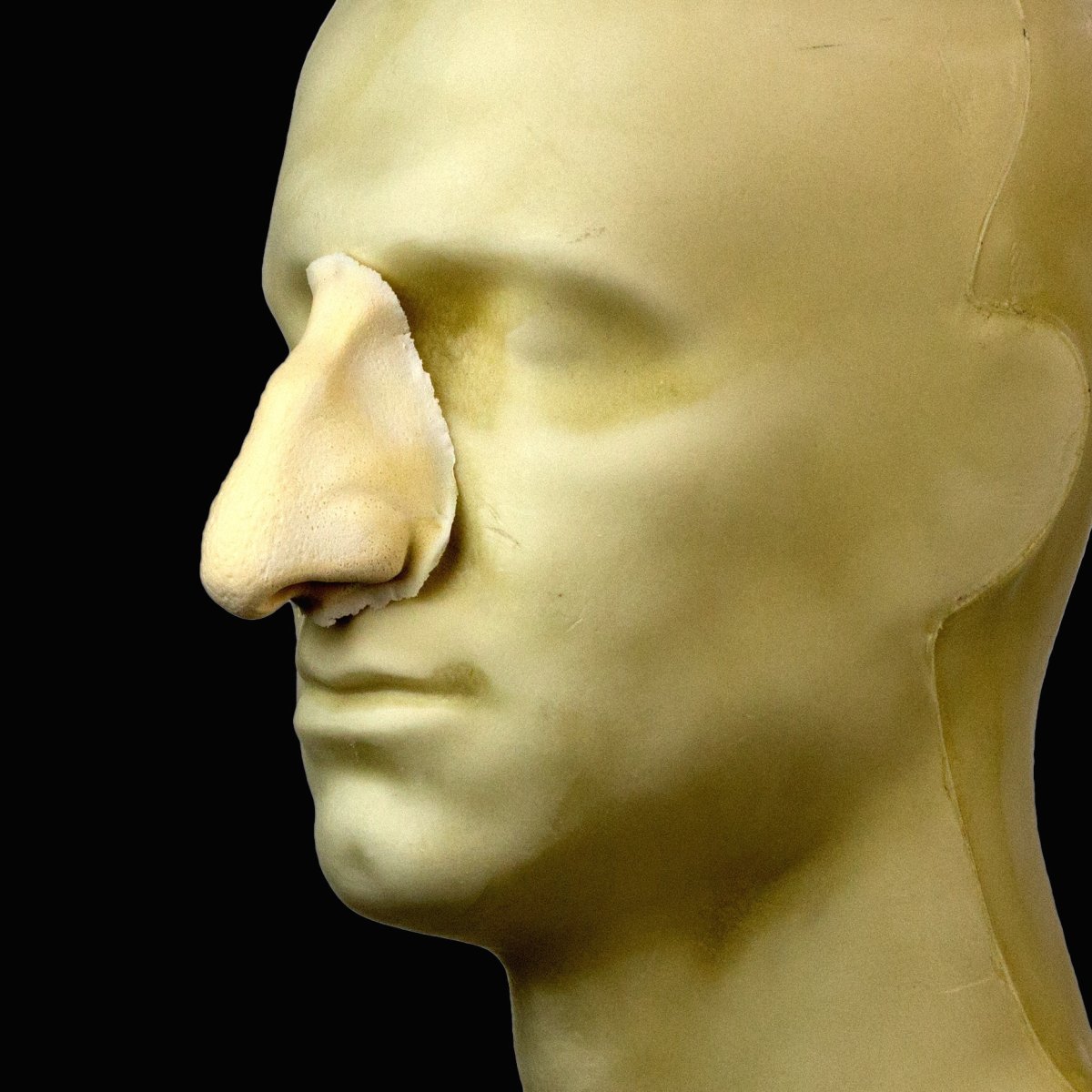 Нос накладной театральный