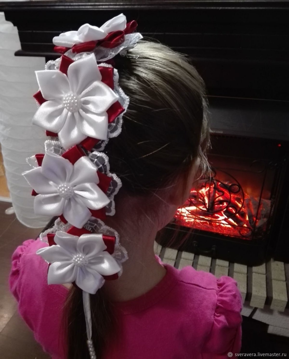 Прически на 1 сентября с бантами