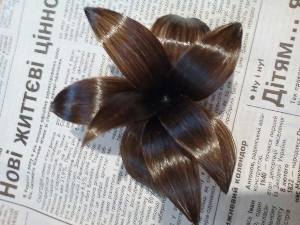 Прическа Лилия