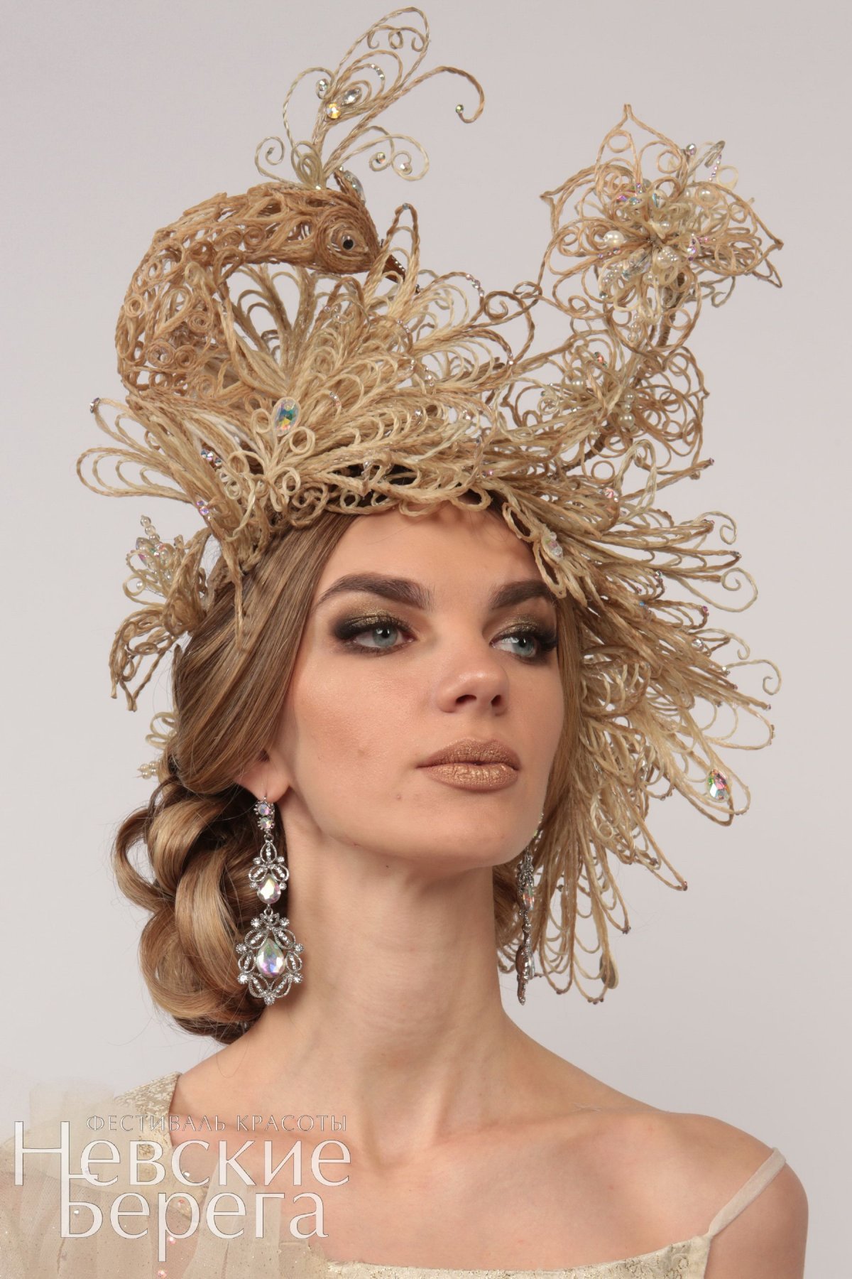 Прически с постижем