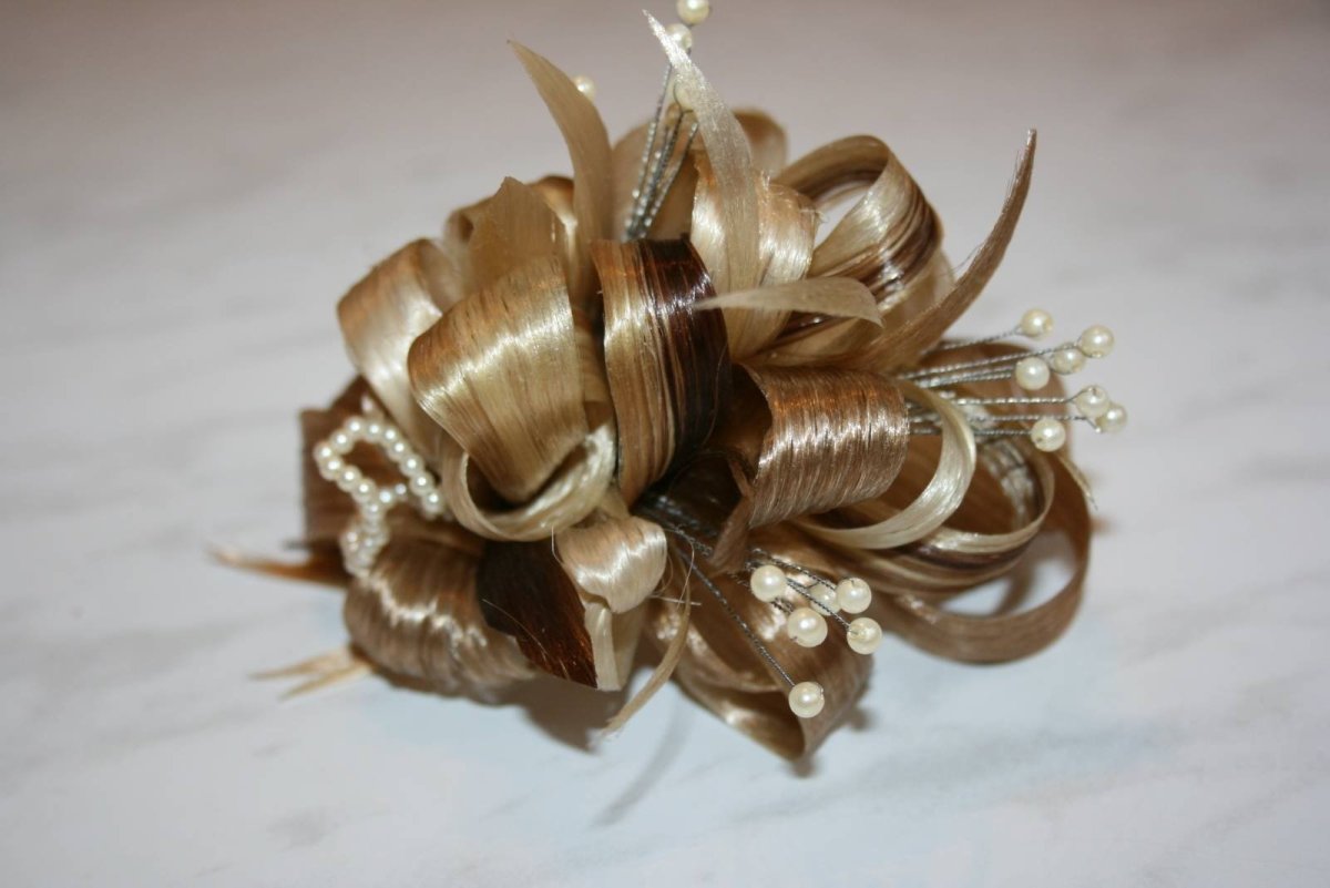 Постижерные украшения для волос