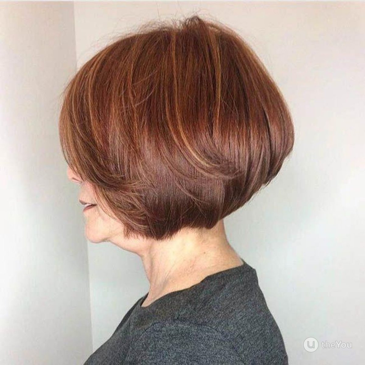 Стрижка Боб каре с объемным затылком