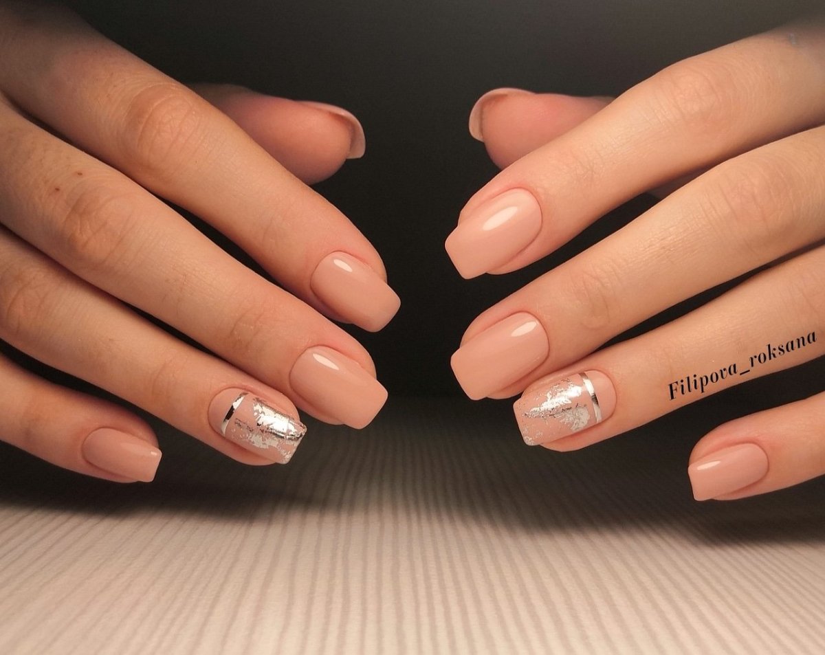 Нюдовый френч маникюр