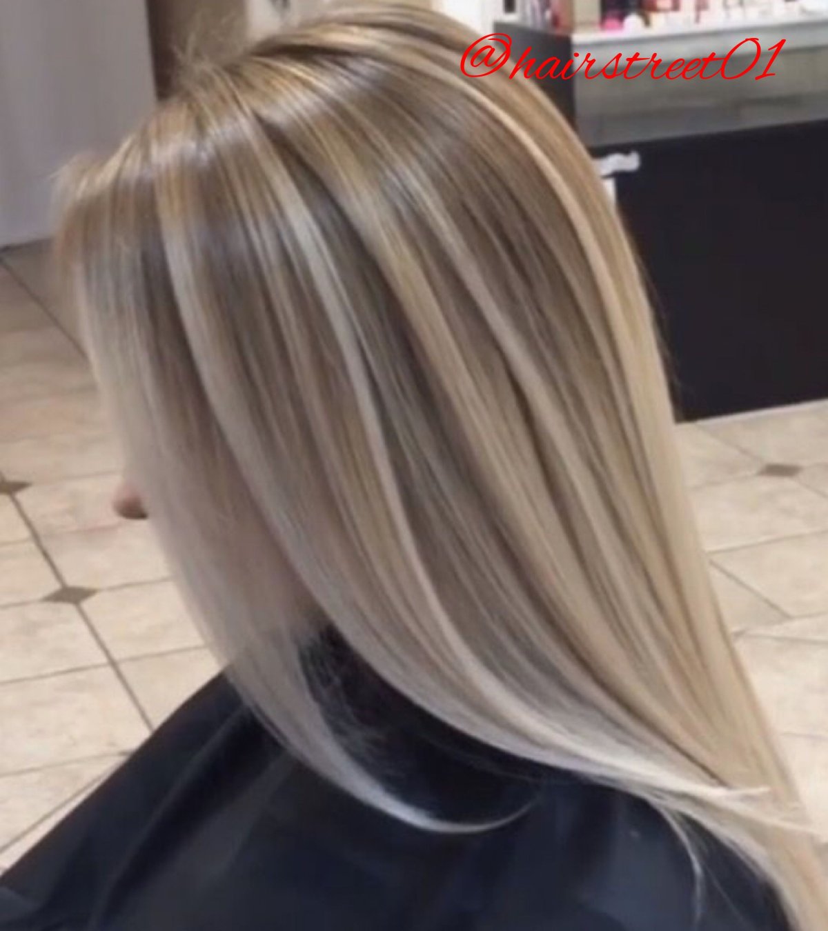 Удлинённое каре мелирование блонд