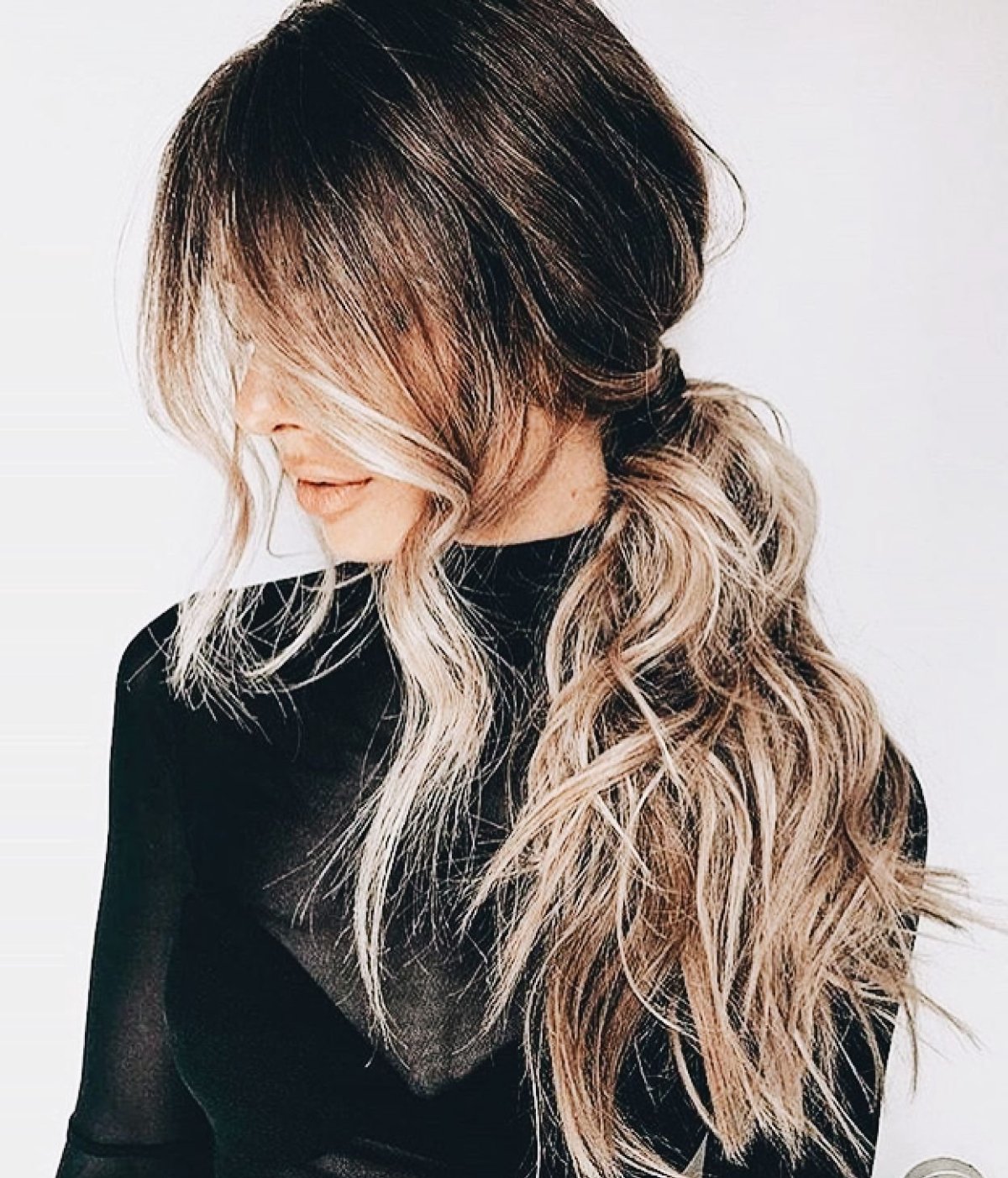Светлое омбре на темные волосы