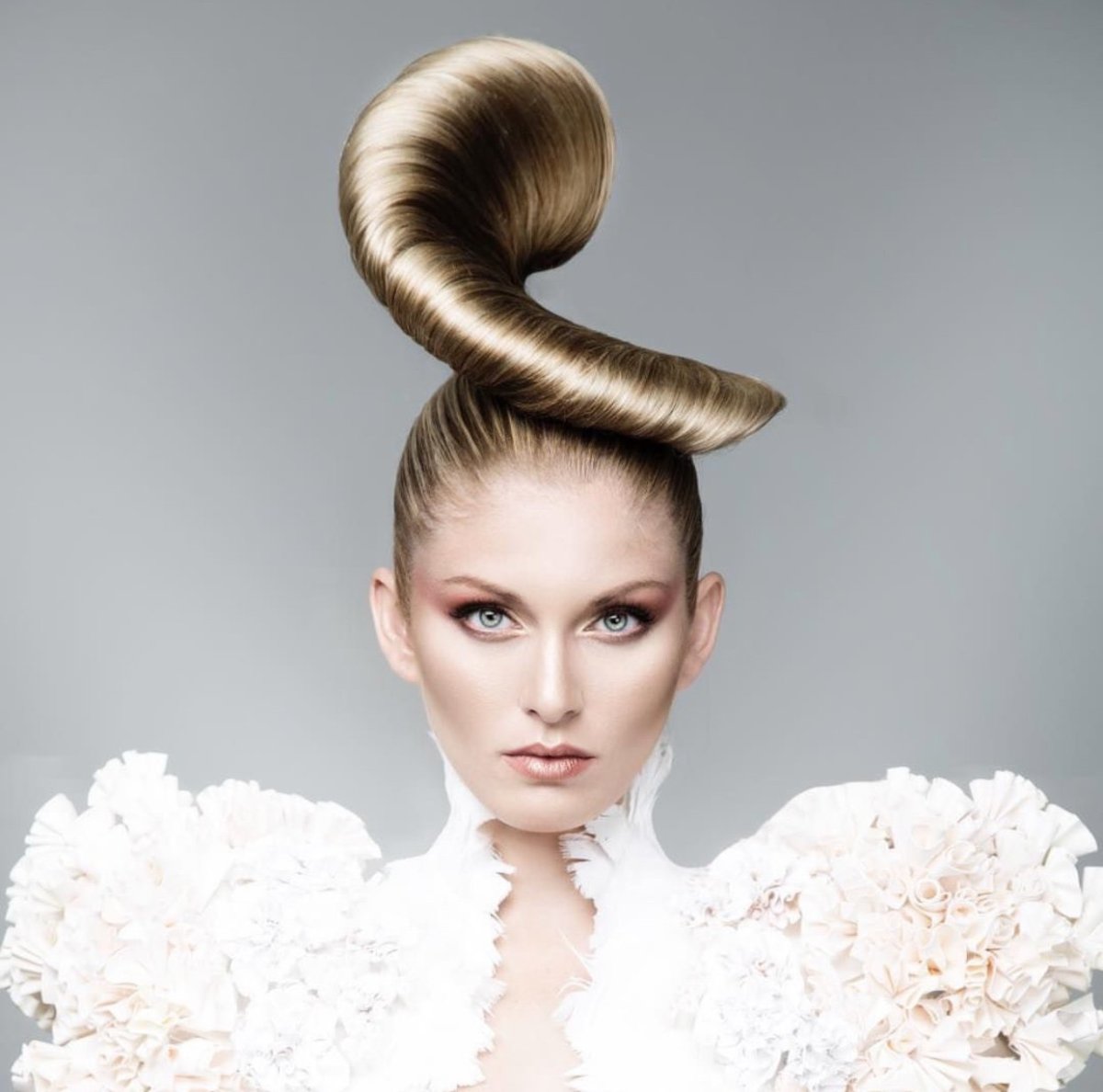 Образ на маскарад