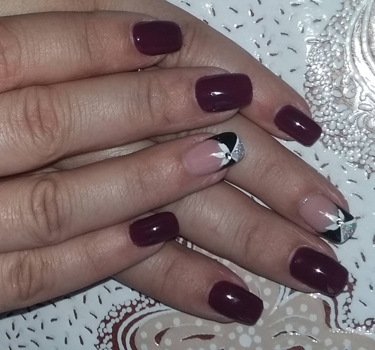 Бордовый френч с рисунком