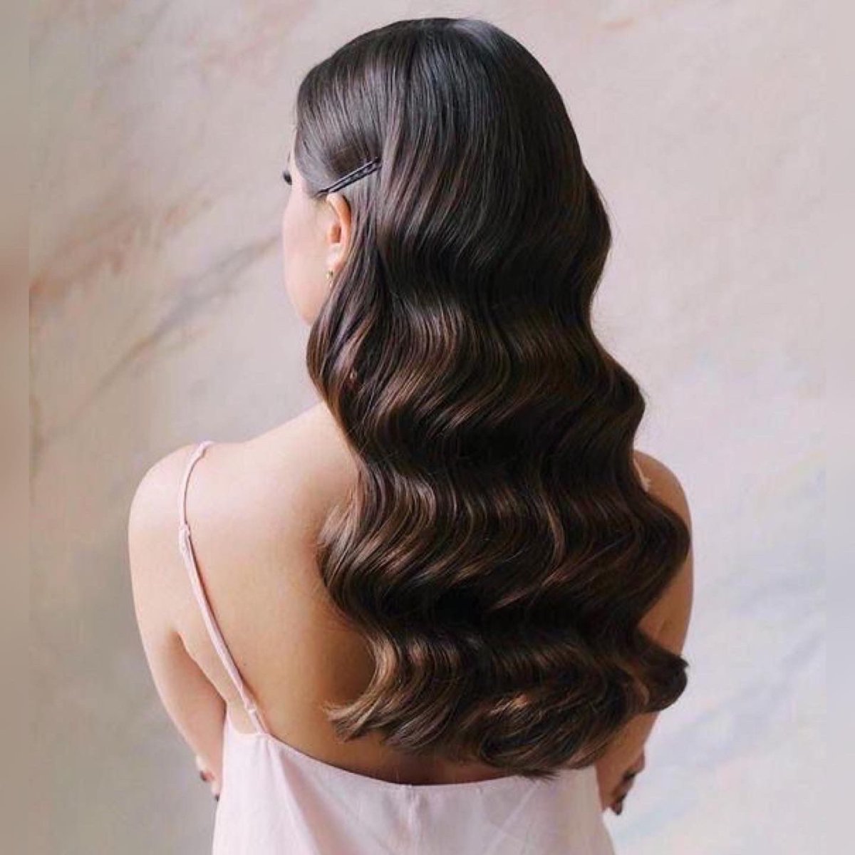 Тейлор Хилл Локоны