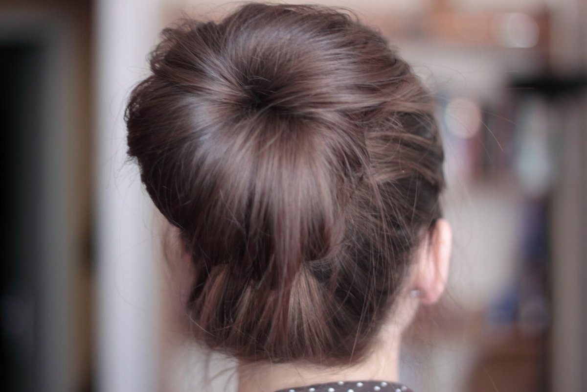 Пучок на затылке