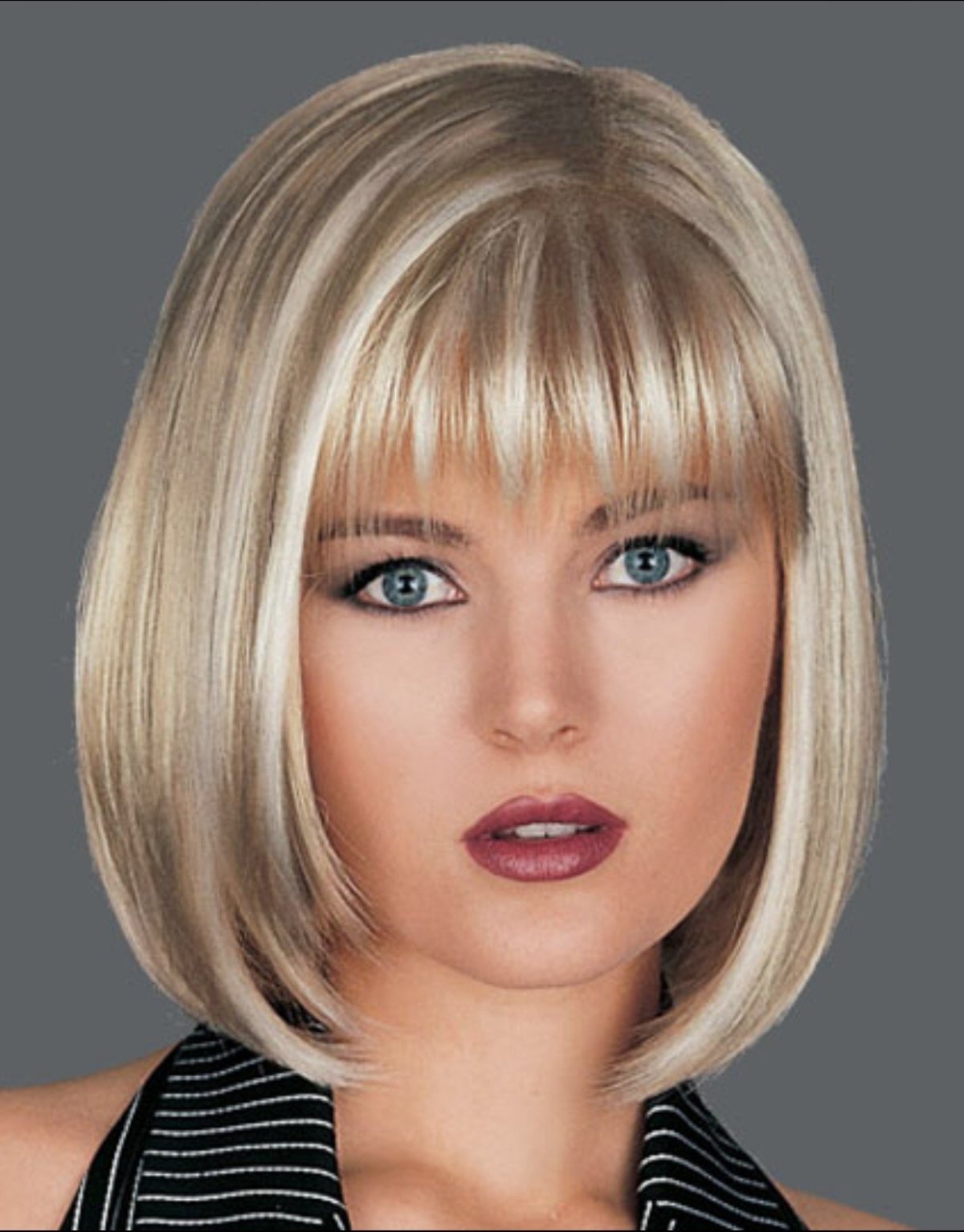 Каре Боб градуированное пепельный