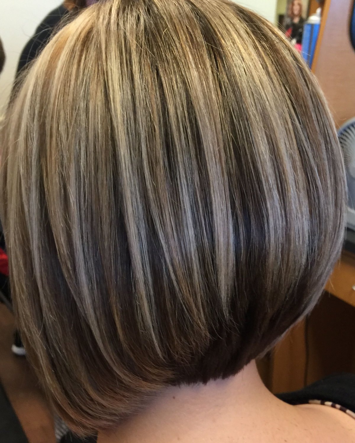 Вуальное мелирование на каре