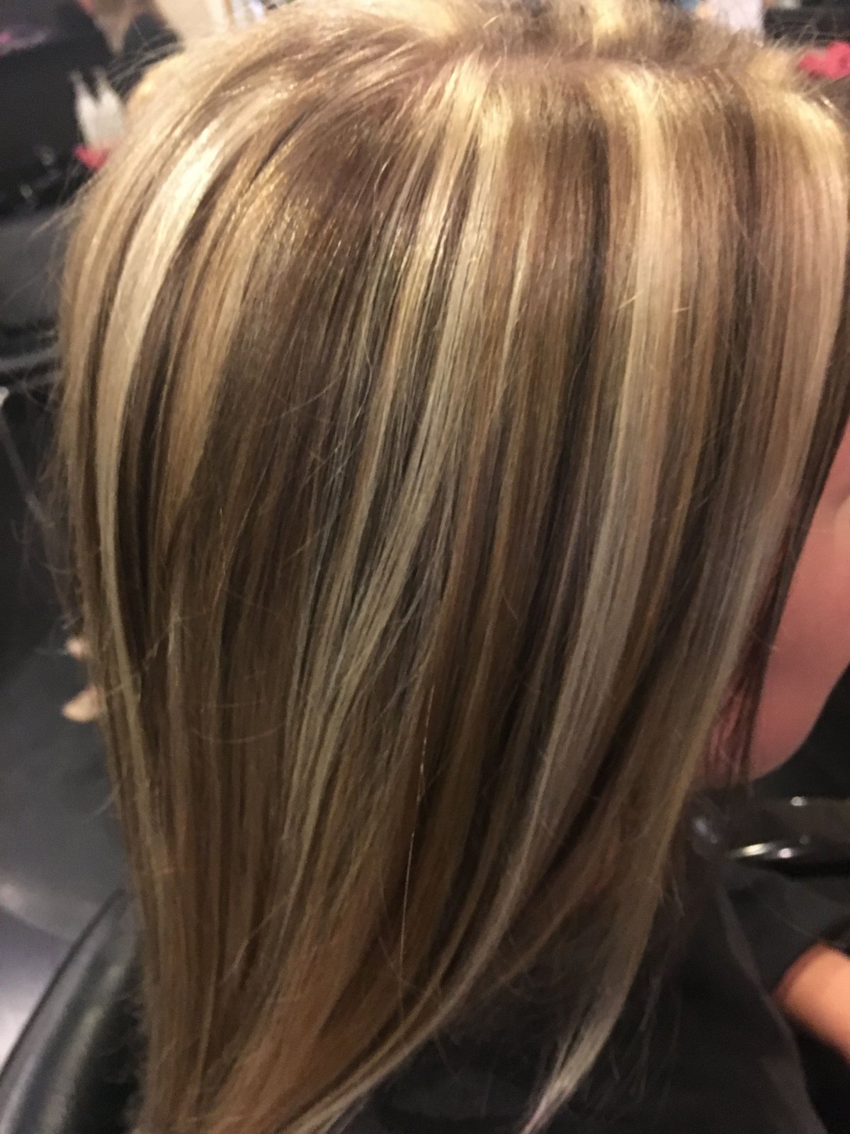 Тонкое мелирование на темные волосы