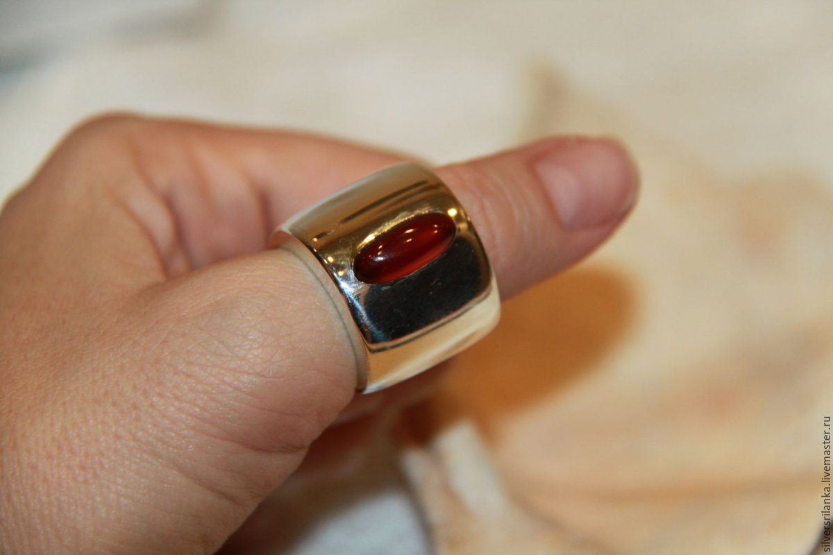 Золотое кольцо 583 пробы широкое обручальное