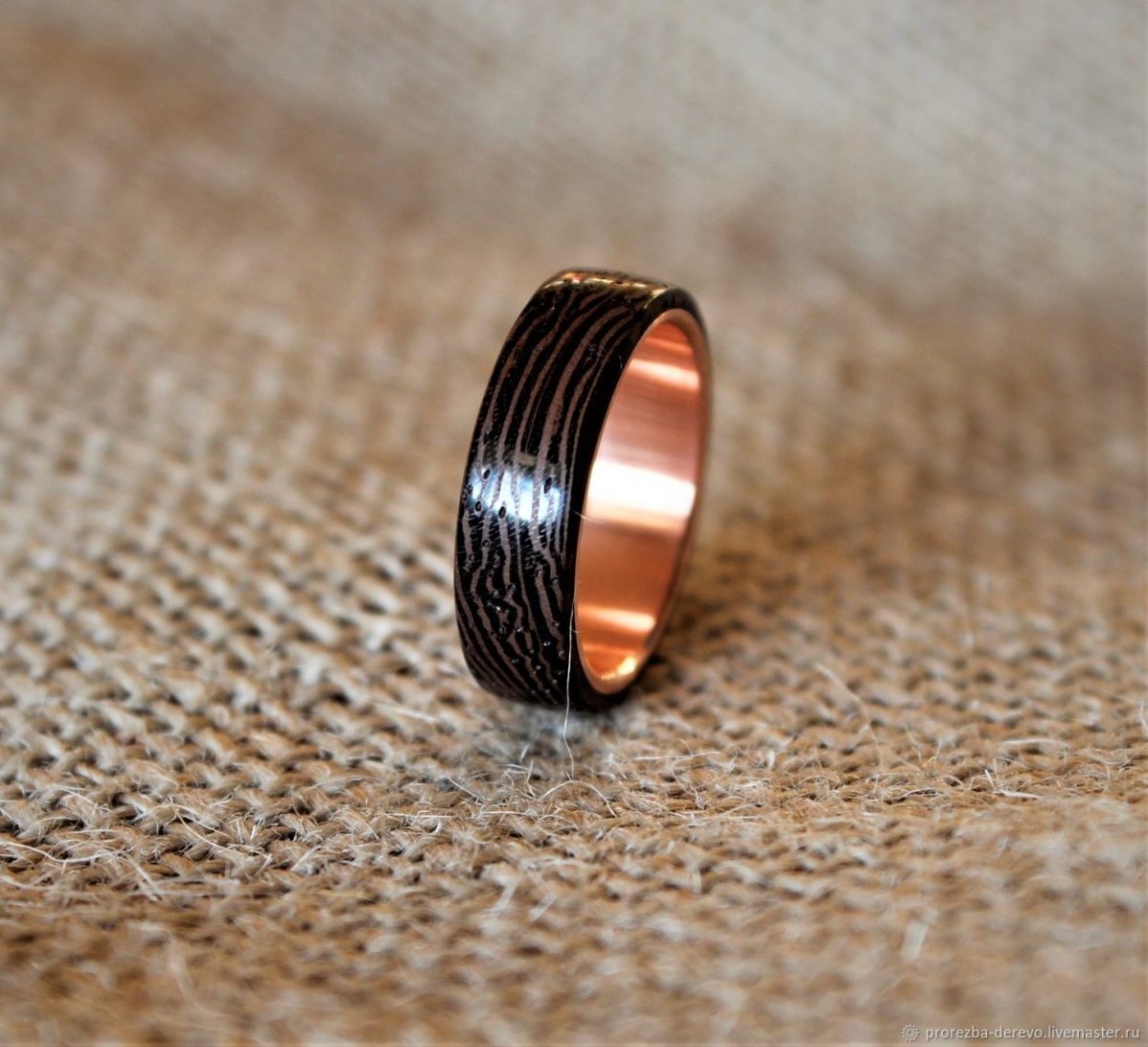 Свадебные кольца розовое золото