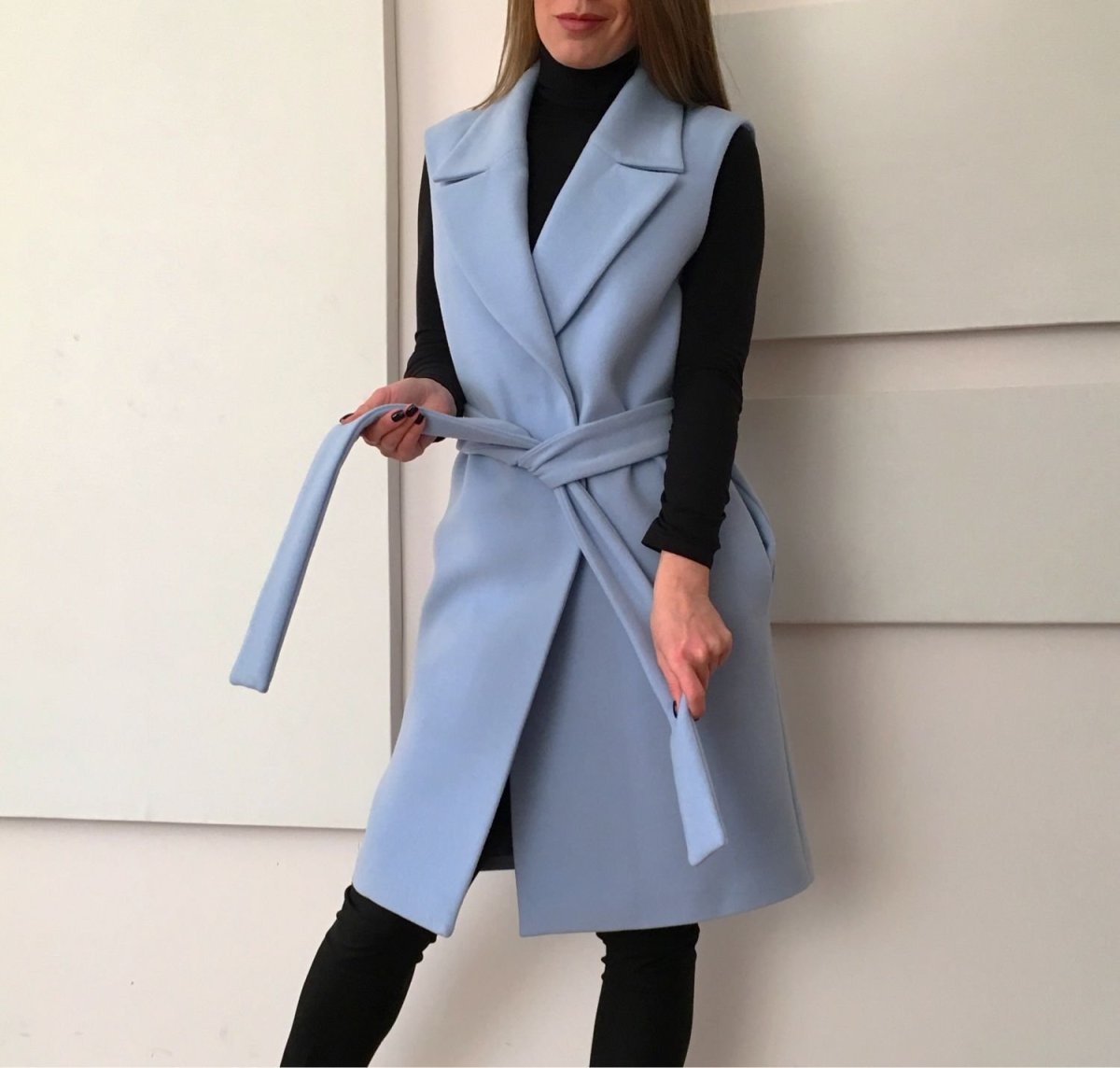 Жилеты женские модные