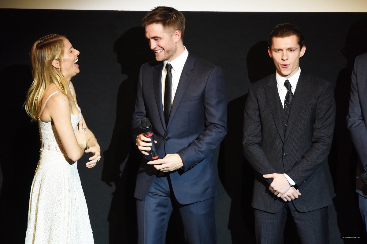 Паттинсон и Холланд