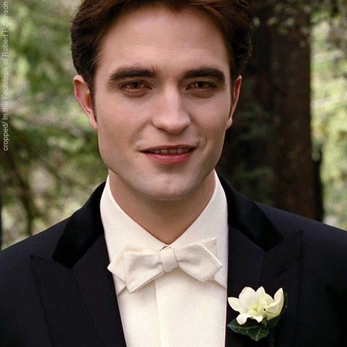 Эдвард Каллен выпускной