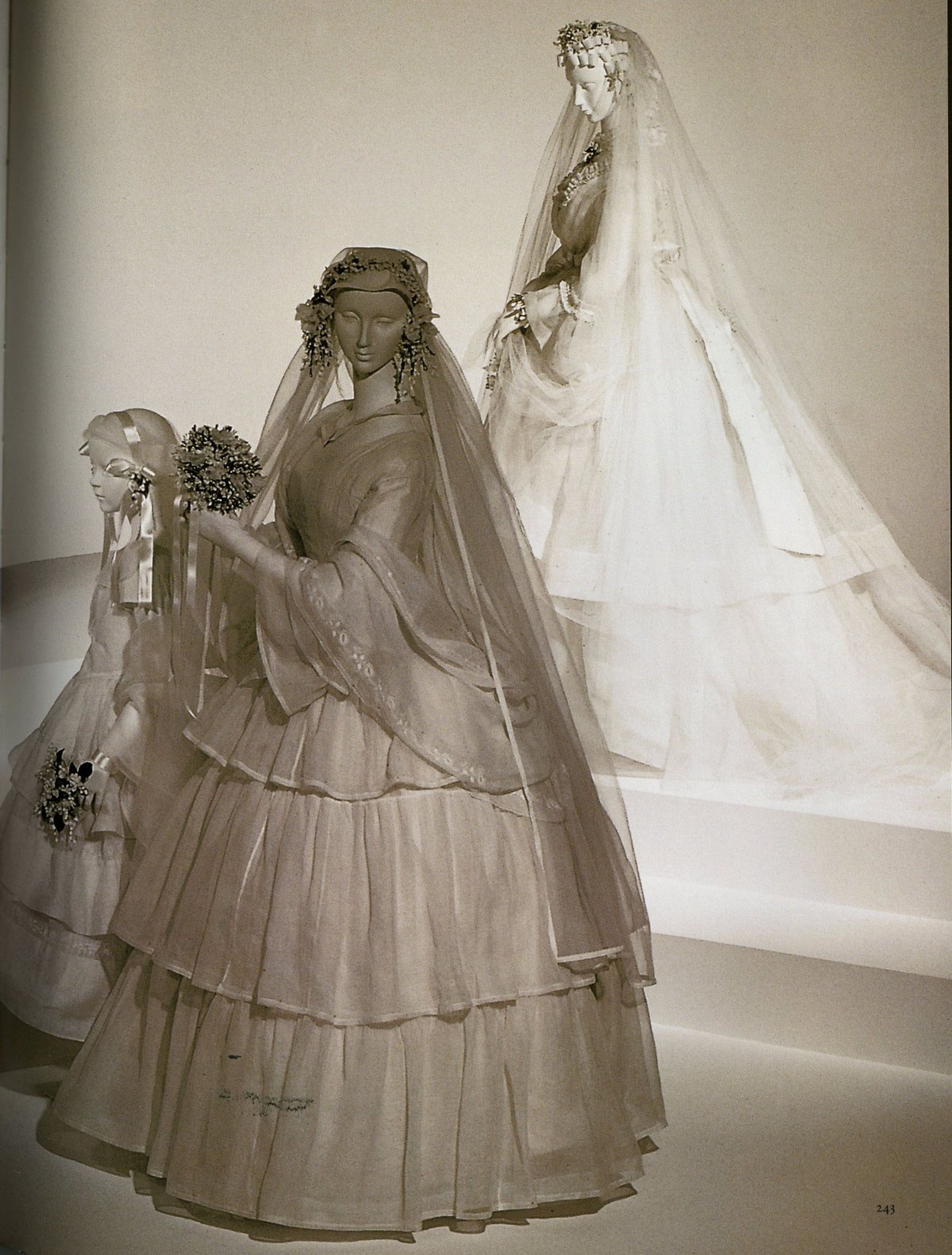 Свадебное платье в эльфийском стиле