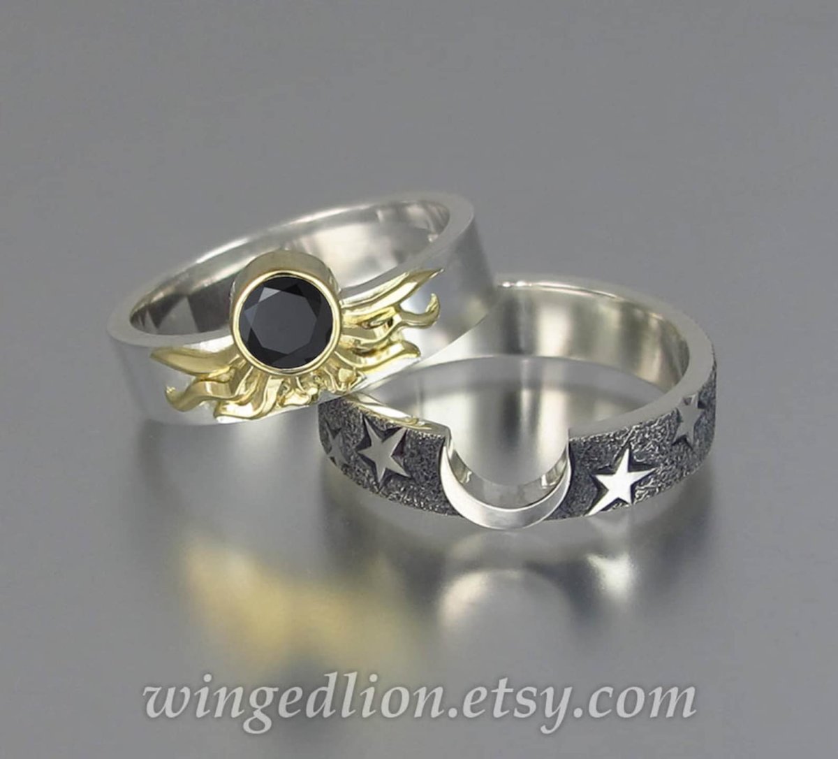 Парные кольца с луной