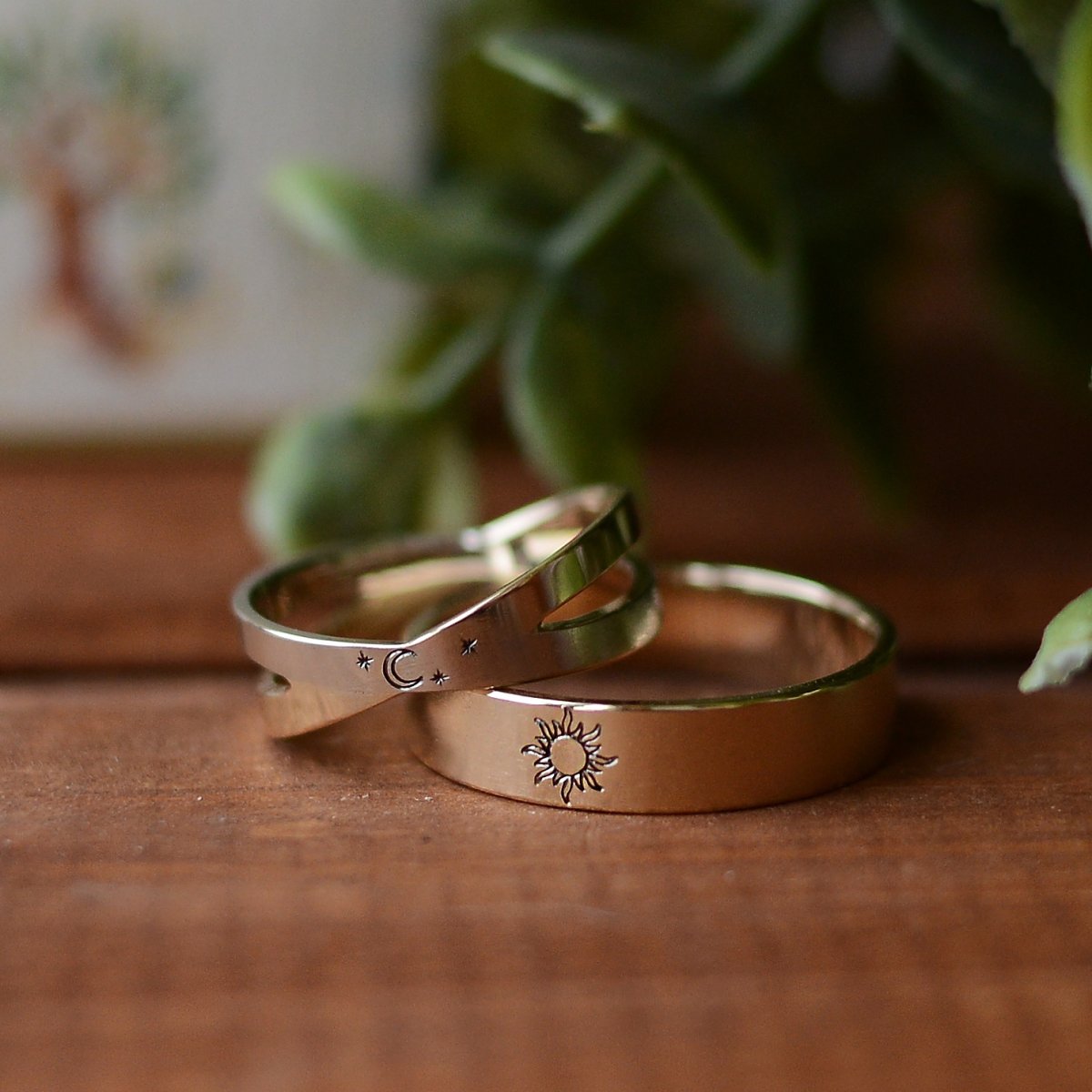 Парные кольца с луной