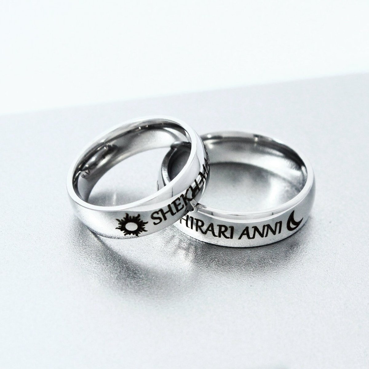 Золотой колечка с луной