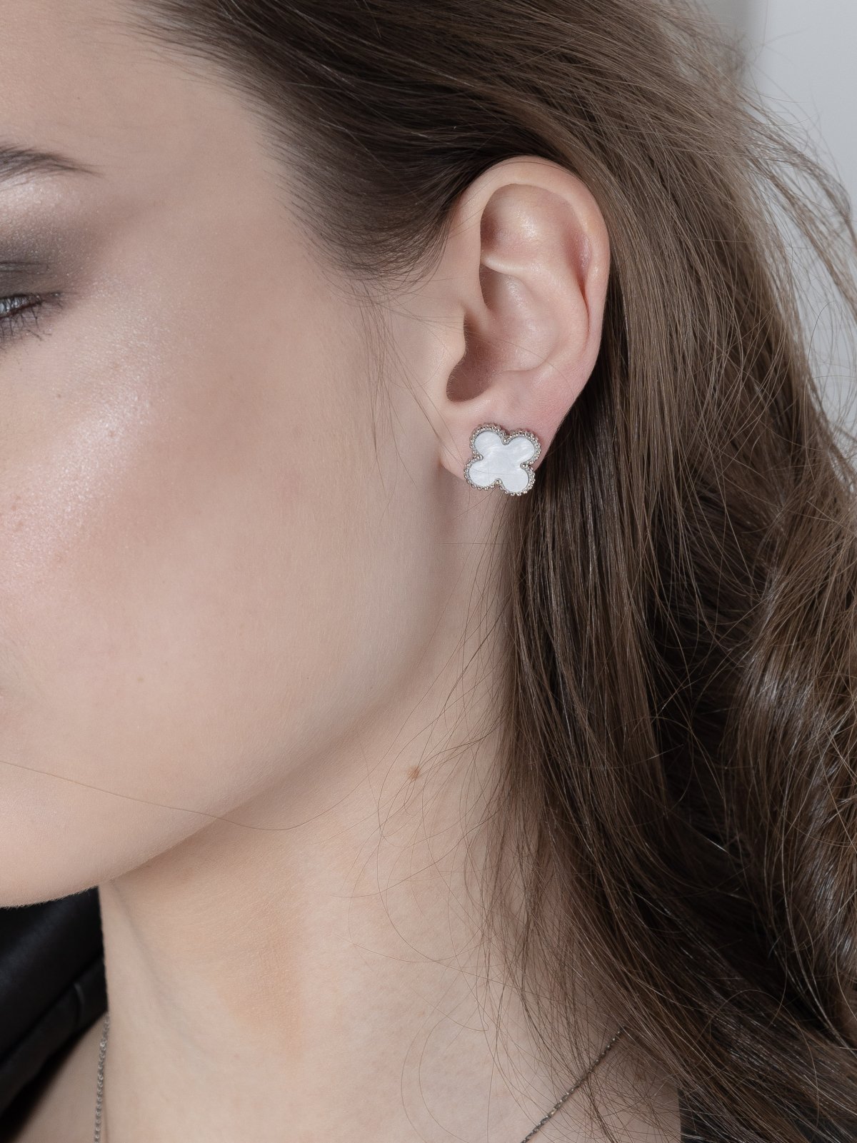 Серьги диор четырехлистник