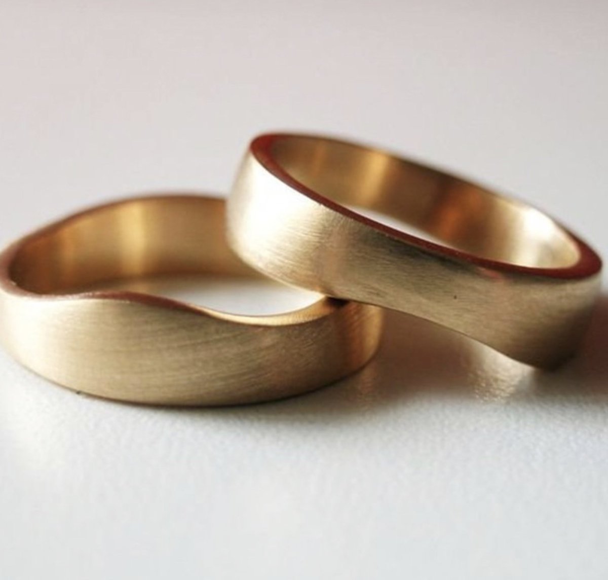 Обручальное кольцо