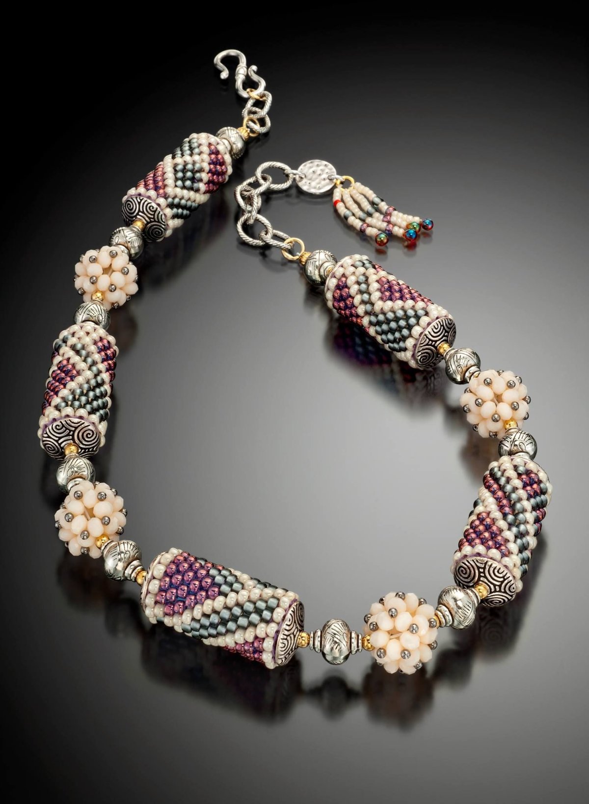 Бисерные браслеты