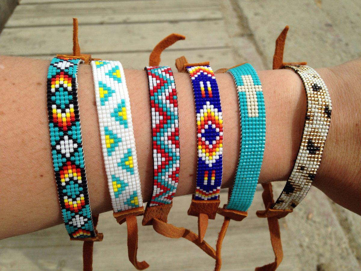 Бисероплетение браслеты