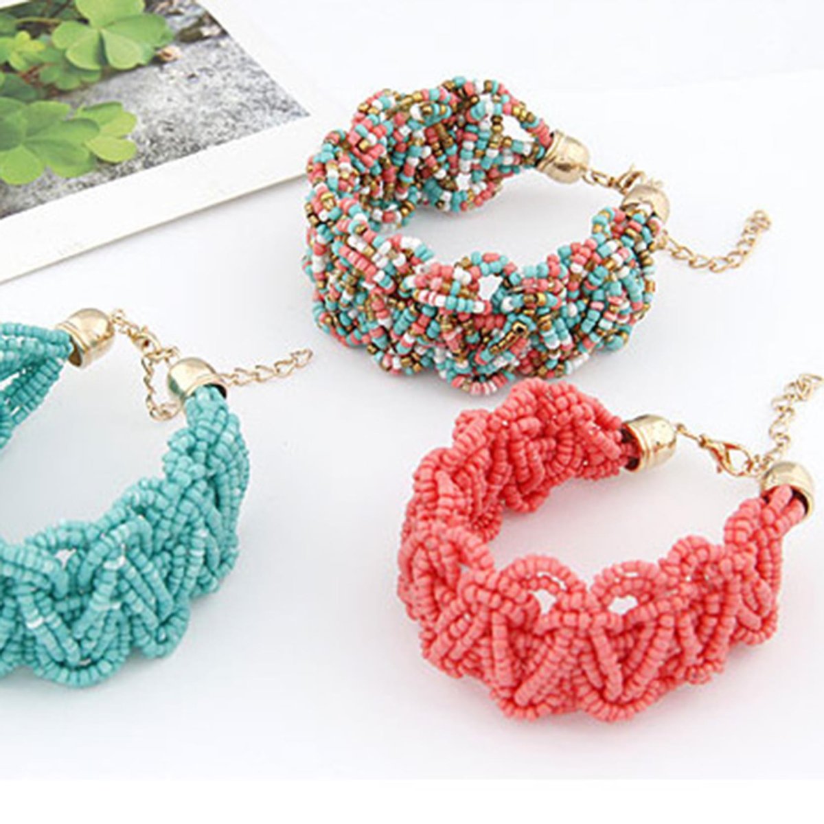 Детские браслеты из бисера