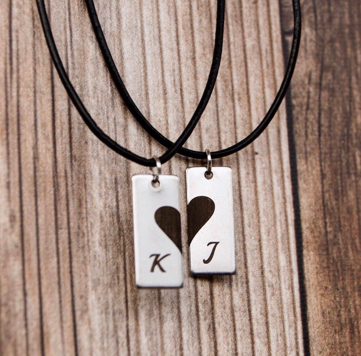 Подвески из кости