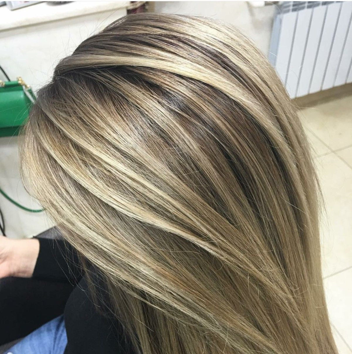 Мелирование с тонировкой на темные волосы