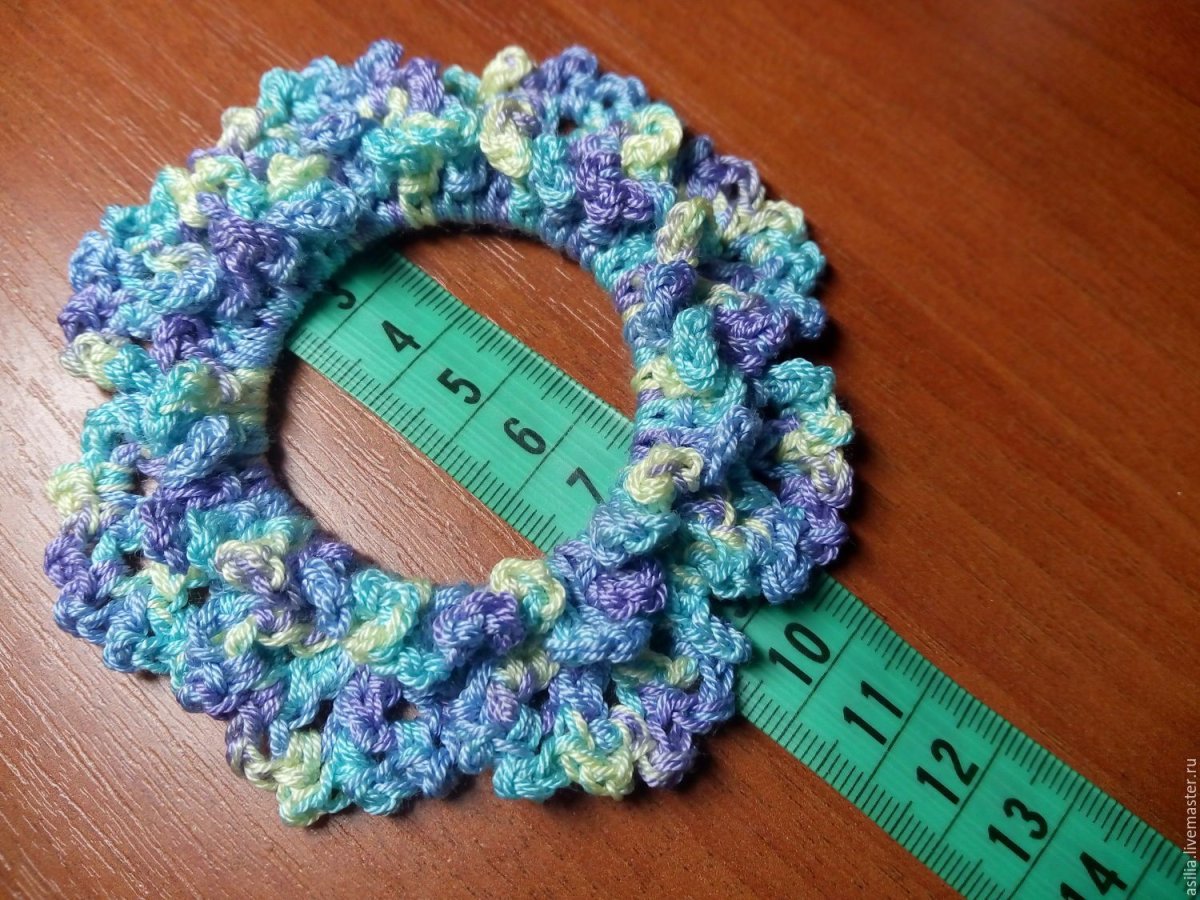 Вязаные резинки для волос
